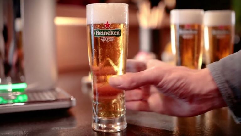 Revolução da Cerveja: A Maquina de Cerveja Heineken