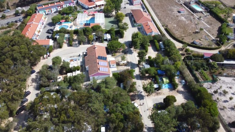 Descubra o Parque de Campismo da Zambujeira do Mar: Natureza e Aventura
